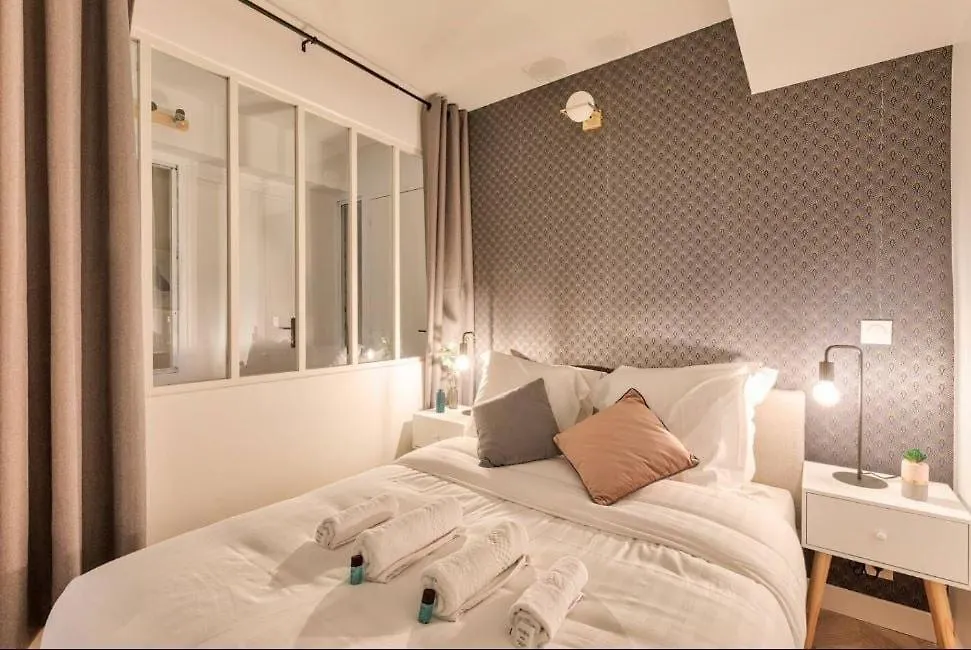 Apartment Appartement Familial Proche Arc De Triomphe - 8P Paris France
