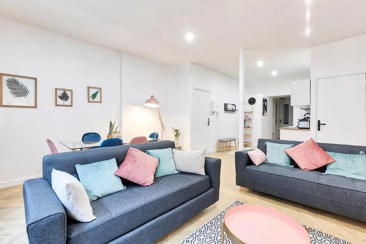 Appartement Familial Proche Arc De Triomphe - 8P Paris Apartment